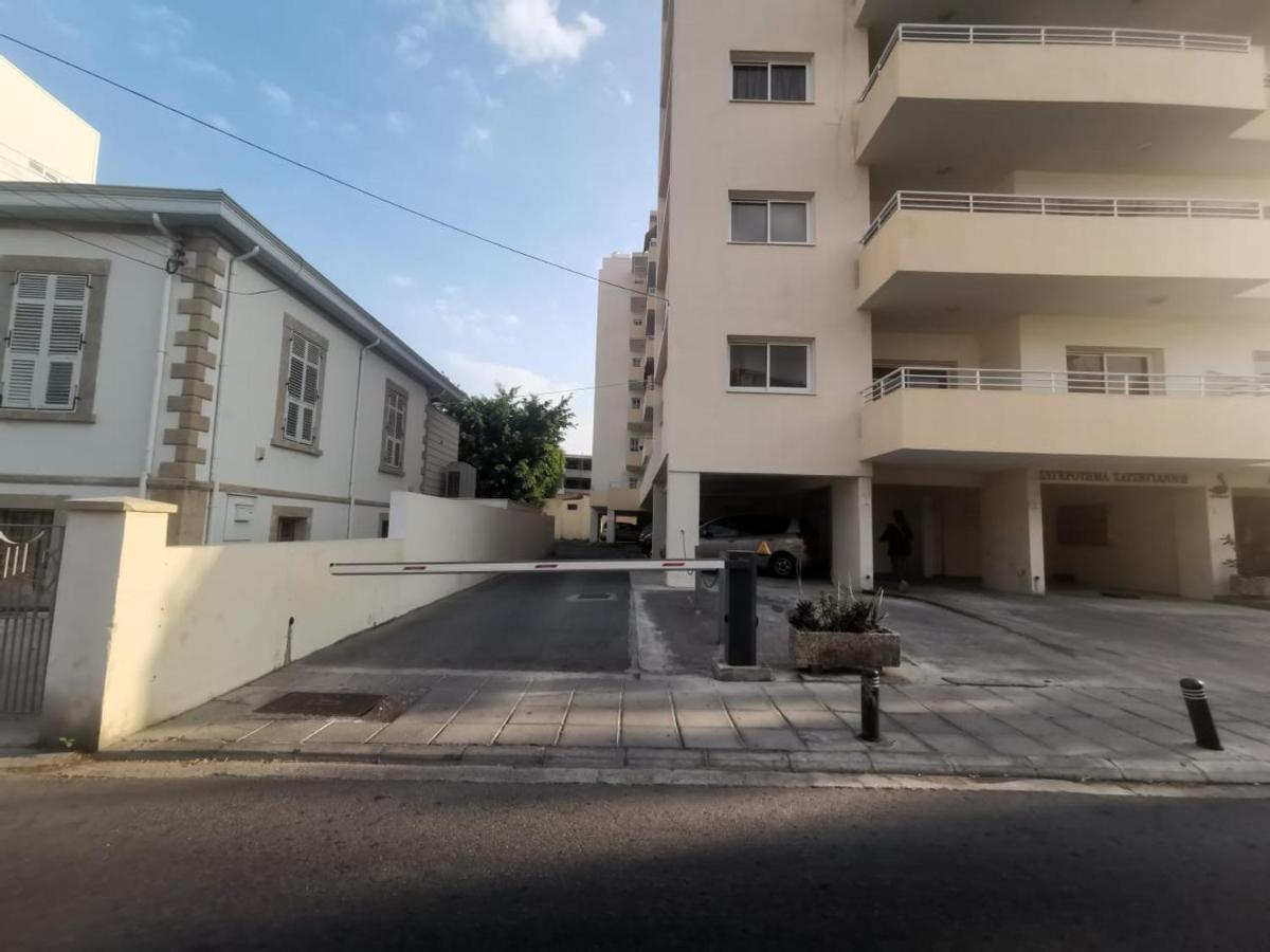 Sunny 2 Bedroom Larnaca Center Dış mekan fotoğraf